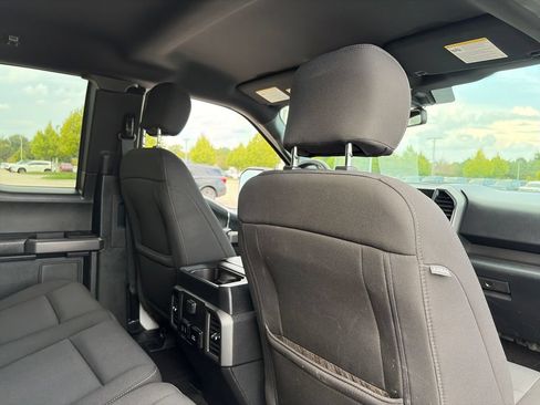 Used 2019 Ford F150 XLT w/ Equipment Group 302A Luxury AWD/4WD image 17