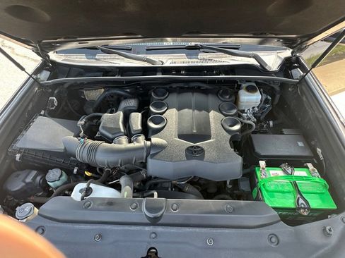Used 2016 Toyota 4Runner SR5 Premium AWD/4WD image 31