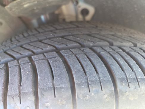 Used 2023 Volkswagen Jetta SE w/ Panoramic Sunroof Package image 6