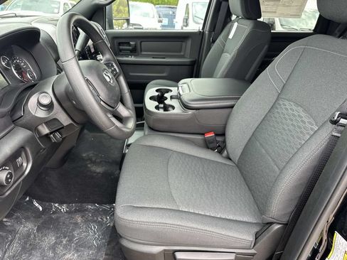 New 2026 RAM 2500 Tradesman AWD/4WD image 13