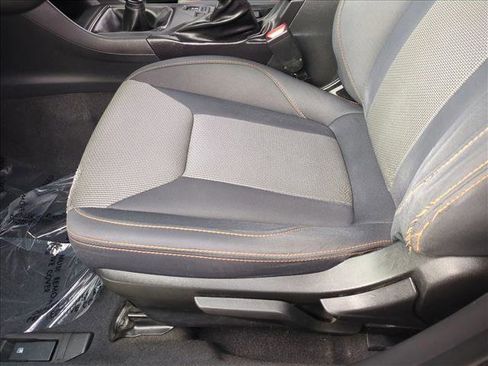 Used 2021 Subaru Crosstrek 2.0i Premium image 15