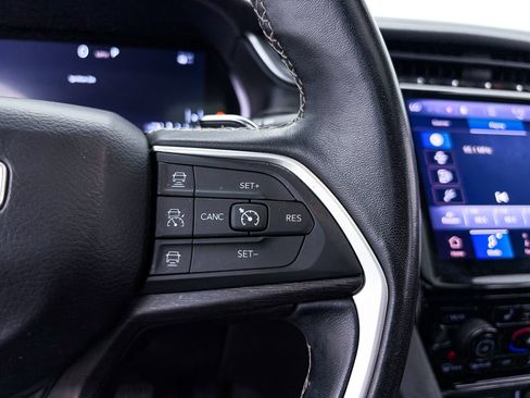 Used 2021 Jeep Grand Cherokee L Limited w/ Luxury Tech Group II image 34