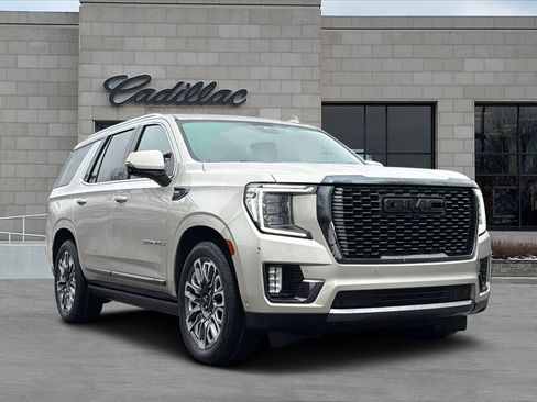 Used 2023 GMC Yukon Denali Ultimate image 1