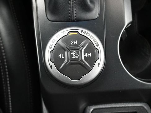 Used 2025 Ford Bronco Outer Banks image 27