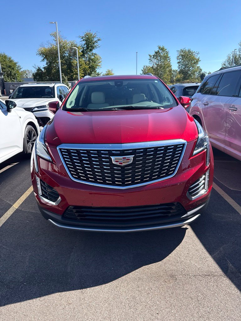 Used 2024 Cadillac XT5 Premium Luxury AWD/4WD image 3