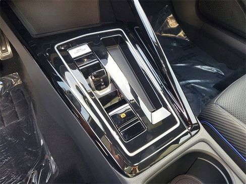 New 2026 Volkswagen Golf image 27