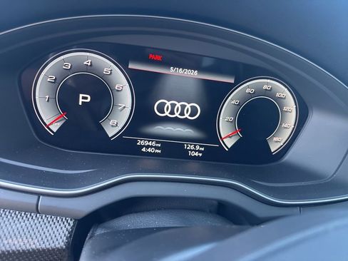 Used 2022 Audi SQ5 Prestige AWD/4WD image 10