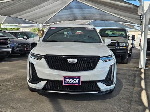 Used 2023 Cadillac XT6 Sport w/ Platinum Package AWD/4WD image 2