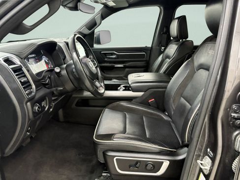 Used 2024 RAM 1500 Laramie RWD image 11
