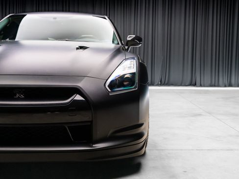 Used 2009 Nissan GT-R Premium AWD/4WD image 23