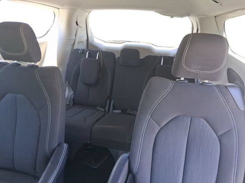 Used 2023 Chrysler Voyager LX FWD image 16