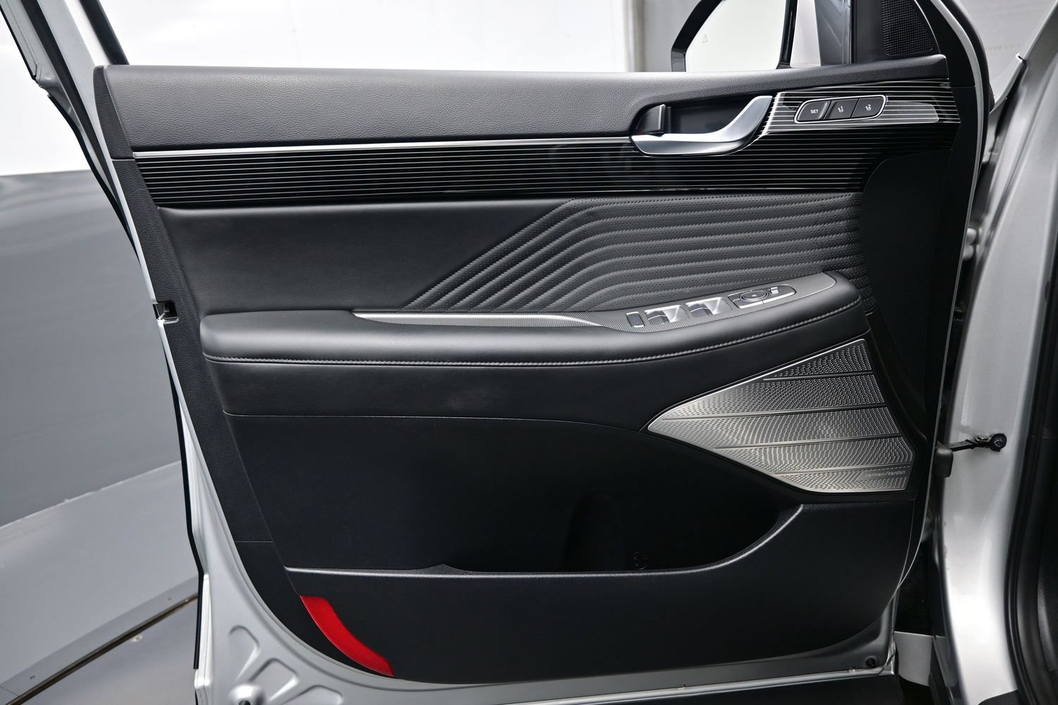 Certified 2024 Hyundai Palisade Calligraphy AWD/4WD image 9