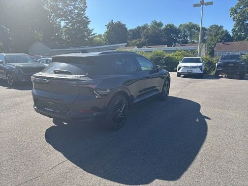 New 2025 Chevrolet Equinox EV RS image 4