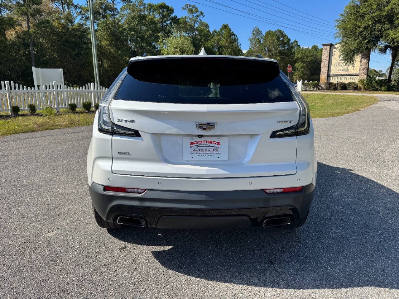 Used 2020 Cadillac XT4 Sport w/ Technology Package AWD/4WD image 34