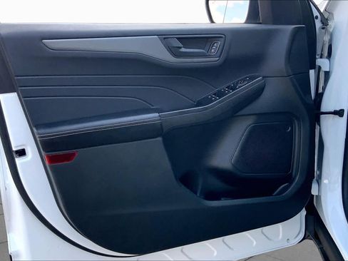 Used 2025 Ford Escape Active FWD image 22