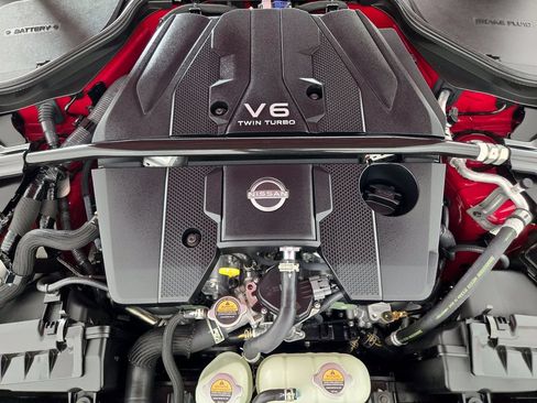 Used 2025 Nissan Z Performance w/ Floor Mat Package RWD image 34