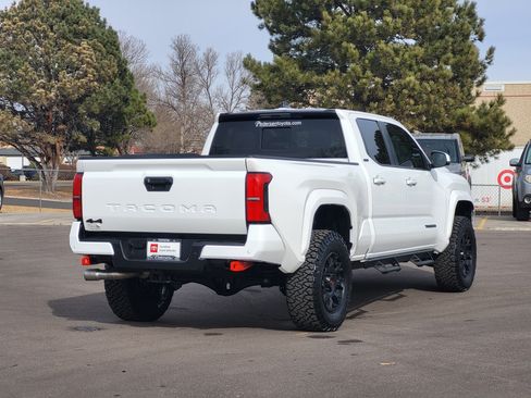Certified 2025 Toyota Tacoma SR5 image 5