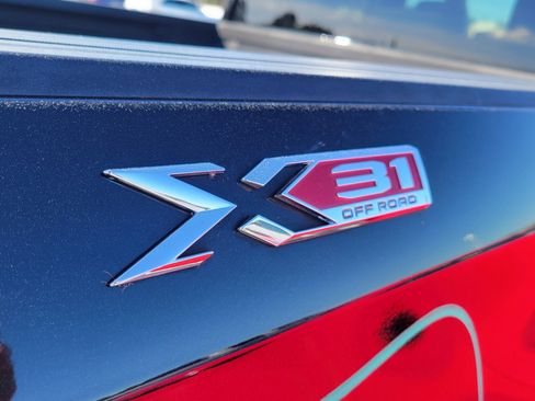 Used 2021 GMC Sierra 1500 4x4 Crew Cab w/ Convenience Package image 3