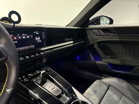 Used 2023 Porsche 911 Dakar image 26