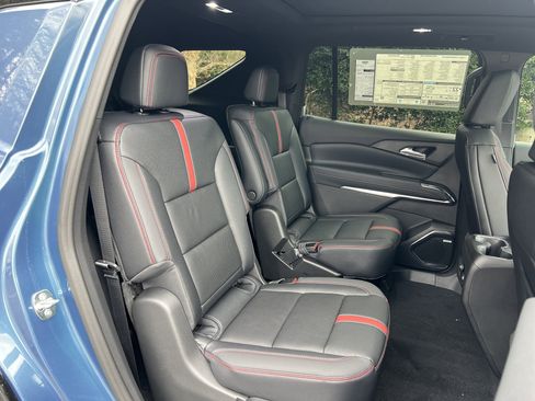 New 2026 Chevrolet Traverse RS image 37