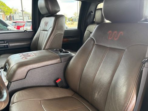 Used 2016 Ford F250 King Ranch w/ King Ranch w/Chrome Package image 6