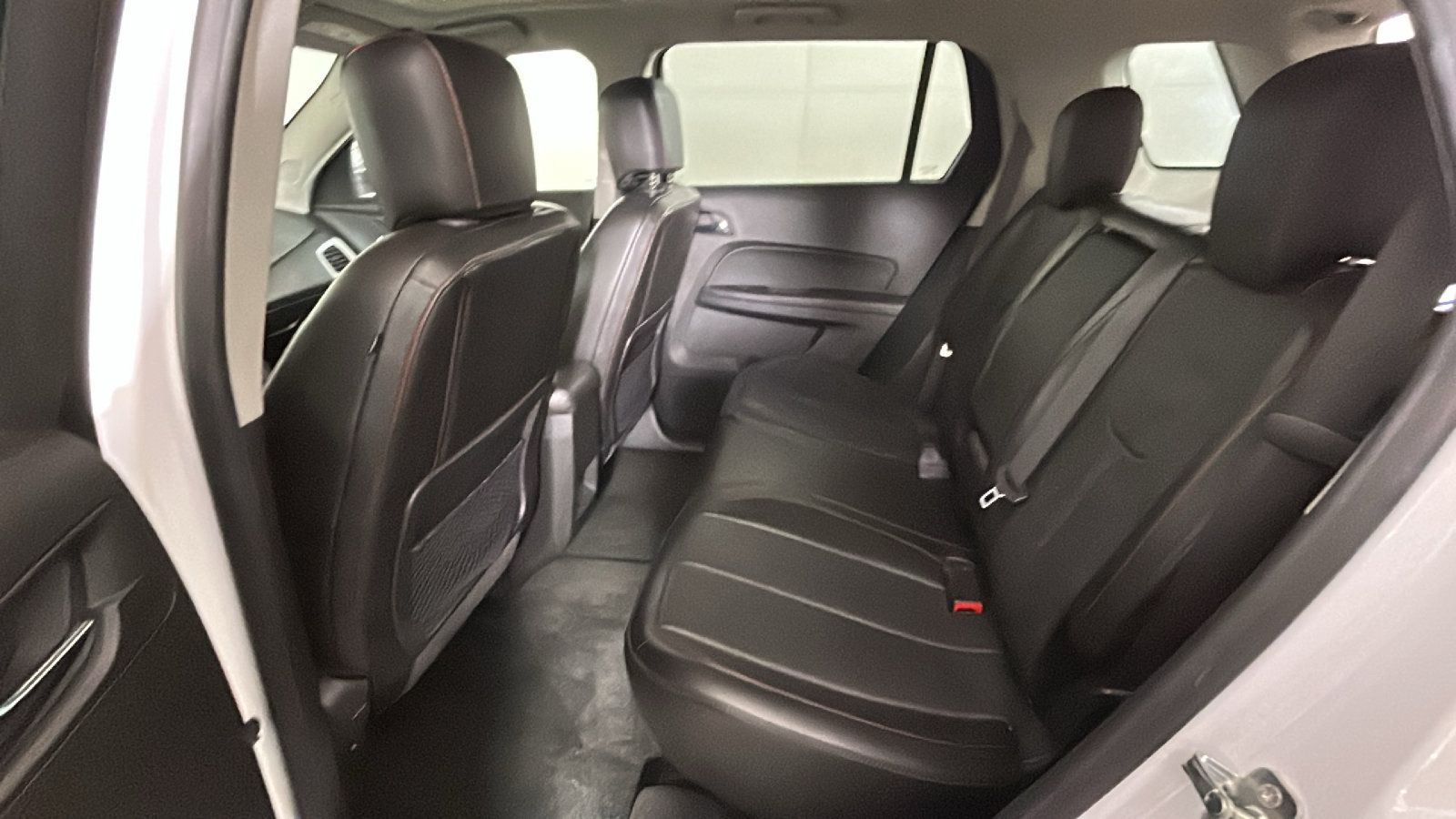 Used 2017 GMC Terrain SLT w/ Open Road Package FWD image 25