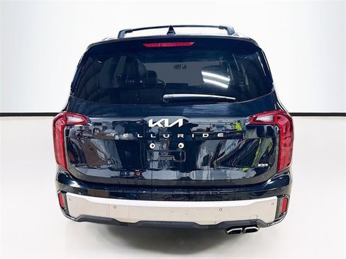 Used 2024 Kia Telluride S w/ S Sunroof Package image 6