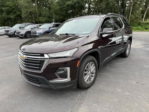 Used 2023 Chevrolet Traverse LT AWD/4WD image 1