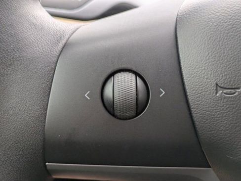 Used 2020 Tesla Model 3 Standard Range Plus image 21