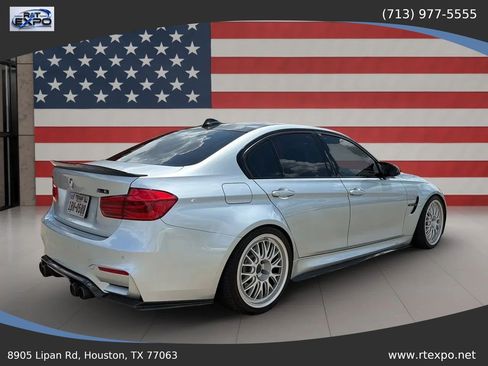 Used 2018 BMW M3 RWD image 10