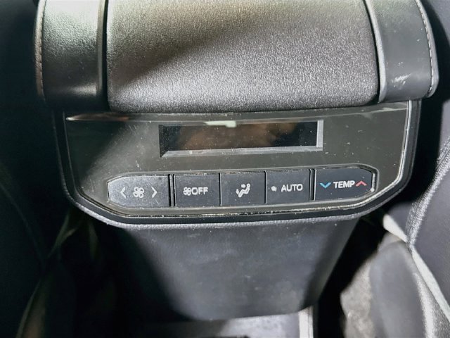 Certified 2022 Toyota Highlander XLE FWD image 27