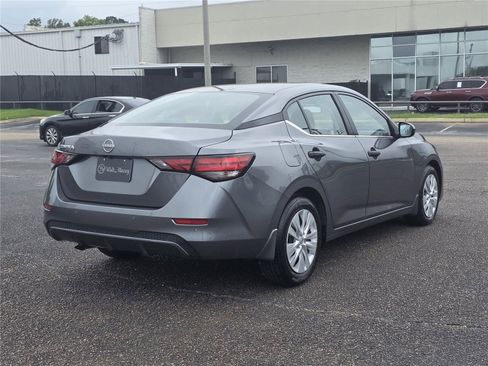 Used 2025 Nissan Sentra S FWD image 5