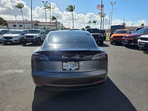Used 2019 Tesla Model 3 Standard Range image 6