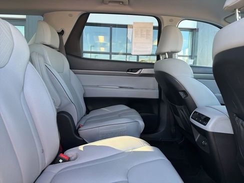 Used 2024 Hyundai Palisade SEL image 15