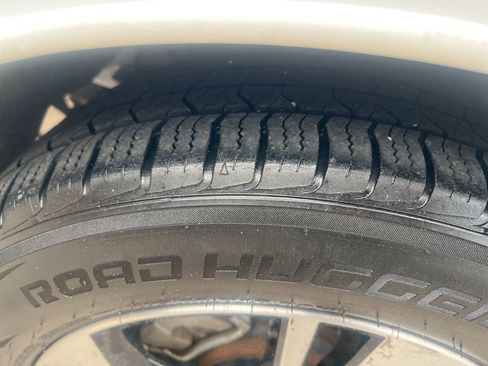 Used 2023 Nissan Sentra SV w/ Trunk Package image 36