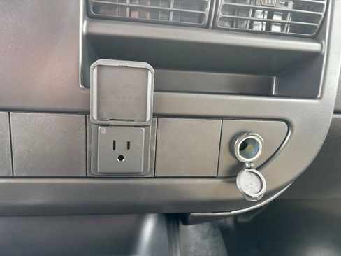 New 2026 Chevrolet Express 2500 image 23