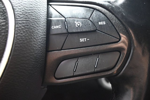 Used 2021 Dodge Charger SXT w/ Blacktop Package RWD image 19