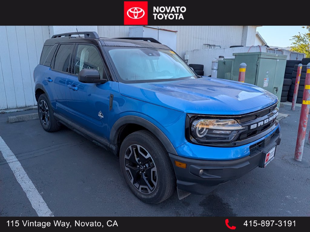 Used 2022 Ford Bronco Sport Outer Banks w/ Tech Package AWD/4WD image 1