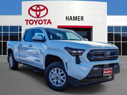 New 2025 Toyota Tacoma SR5