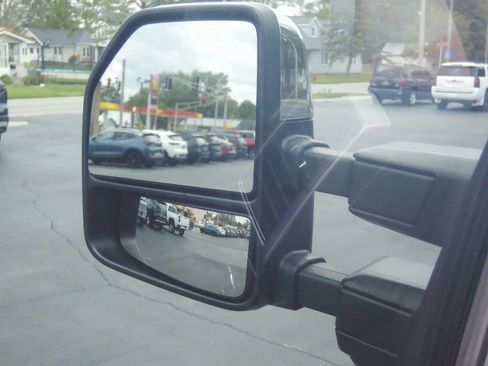 Used 2022 Ford F350 Platinum AWD/4WD image 34
