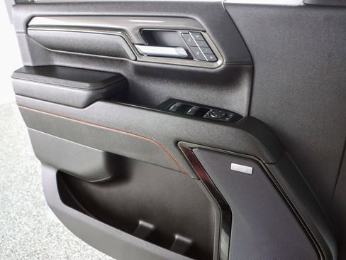 Used 2024 GMC Sierra 2500 AT4 w/ AT4 Premium Plus Package image 26