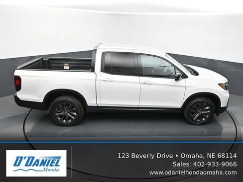 Used 2023 Honda Ridgeline Sport image 19