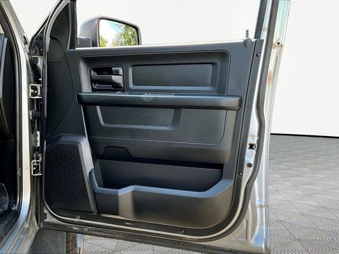 Used 2019 RAM 1500 Express w/ Wheel & Sound Group AWD/4WD image 29