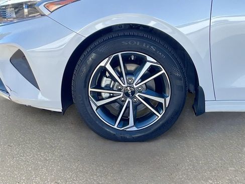 Certified 2023 Kia Forte LXS image 26