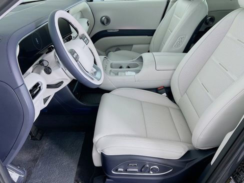 New 2026 Hyundai Palisade Calligraphy AWD/4WD image 3