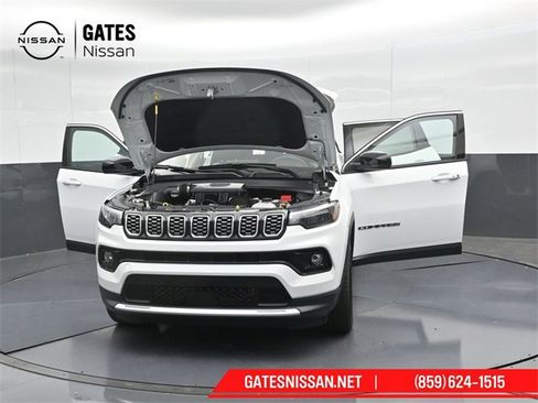 Used 2024 Jeep Compass Limited image 53