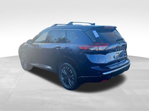 New 2026 Nissan Rogue Platinum image 5