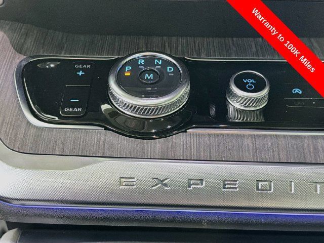Certified 2026 Ford Expedition Max Platinum w/ Platinum Ultimate Package AWD/4WD image 22