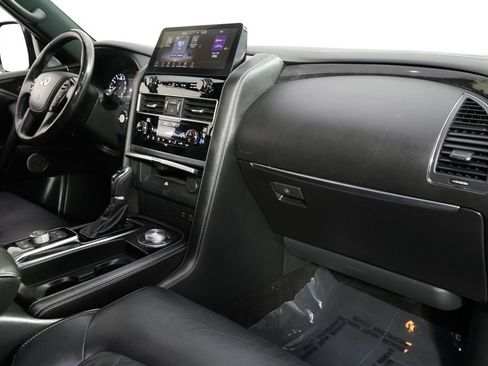 Used 2022 INFINITI QX80 Sensory w/ All-Season Package AWD/4WD image 15