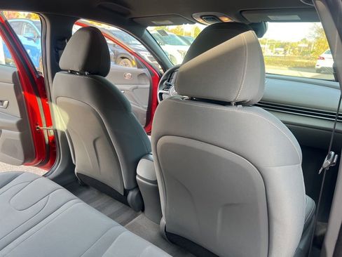 Used 2023 Hyundai Elantra SEL w/ Cargo Package image 14